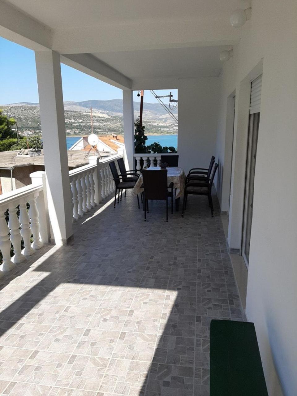 טרוגיר Apartments Ivica - 150M From Sea מראה חיצוני תמונה