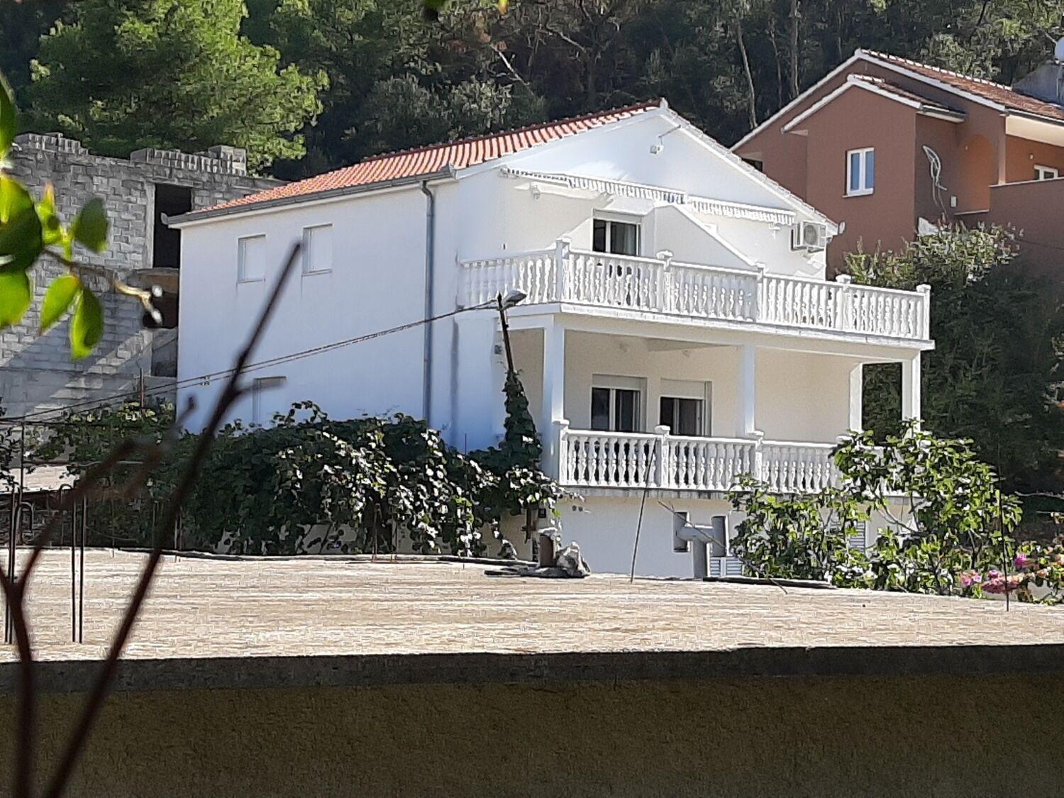 טרוגיר Apartments Ivica - 150M From Sea מראה חיצוני תמונה