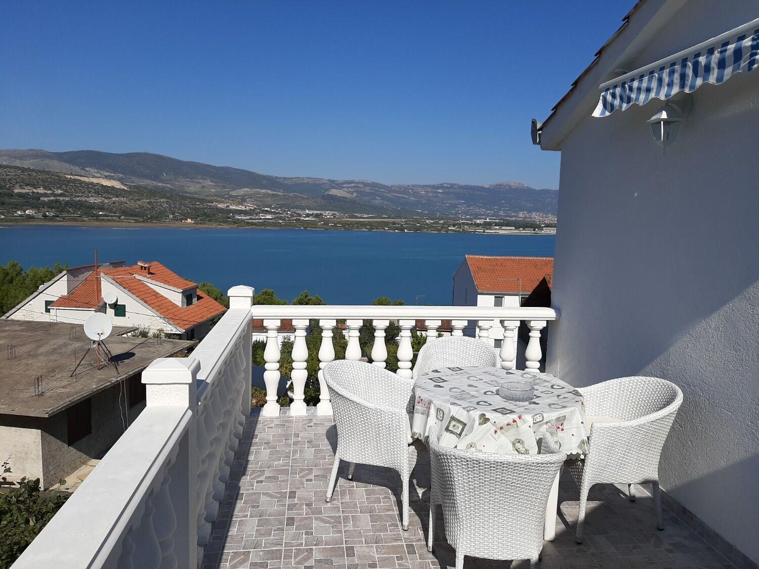 טרוגיר Apartments Ivica - 150M From Sea מראה חיצוני תמונה